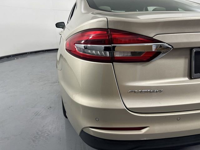Used 2019 Ford Fusion SE FWD image 29