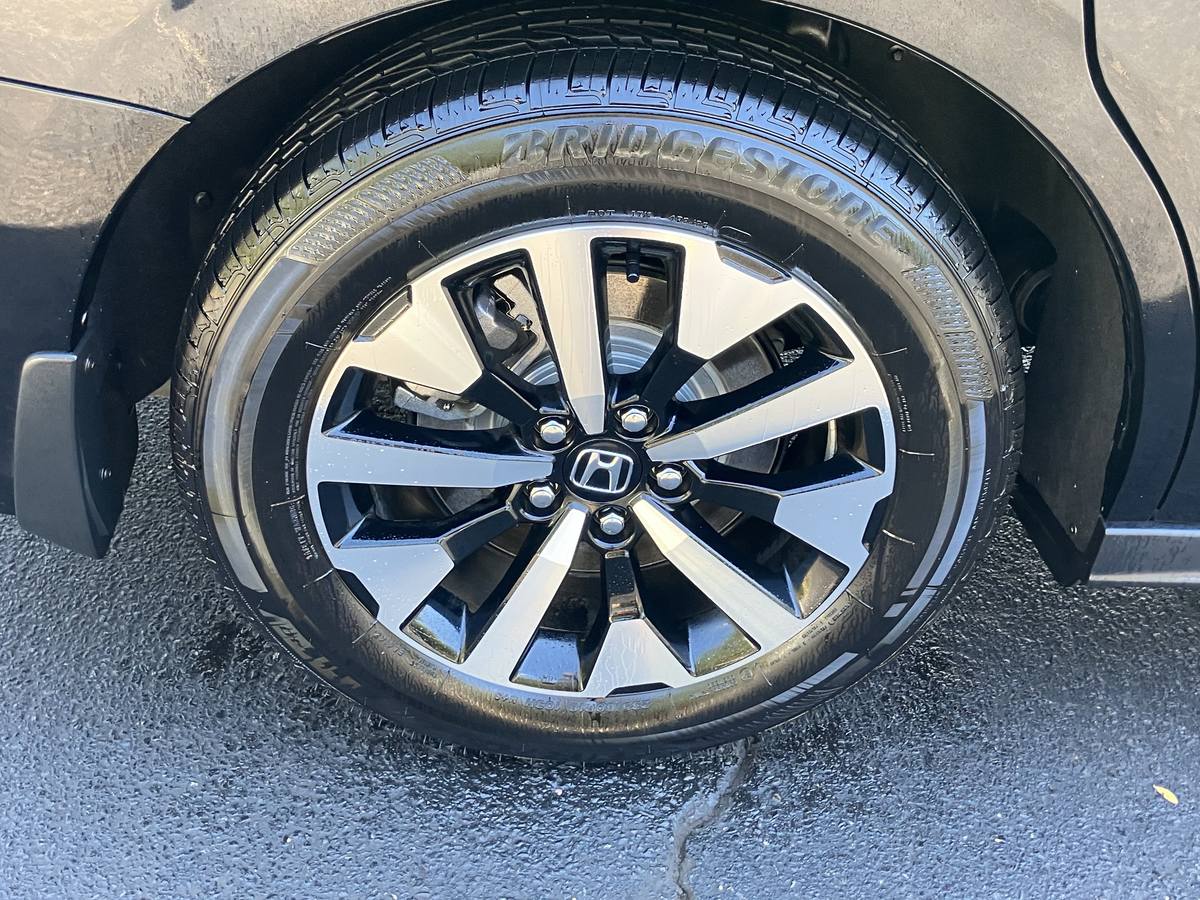 Certified 2026 Honda Odyssey EX-L image 13