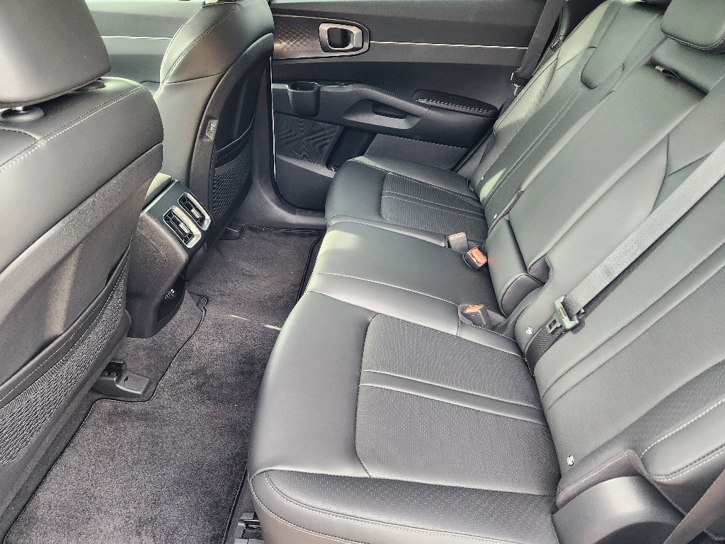New 2026 Kia Sorento S w/ S Panoramic Sunroof Package image 19