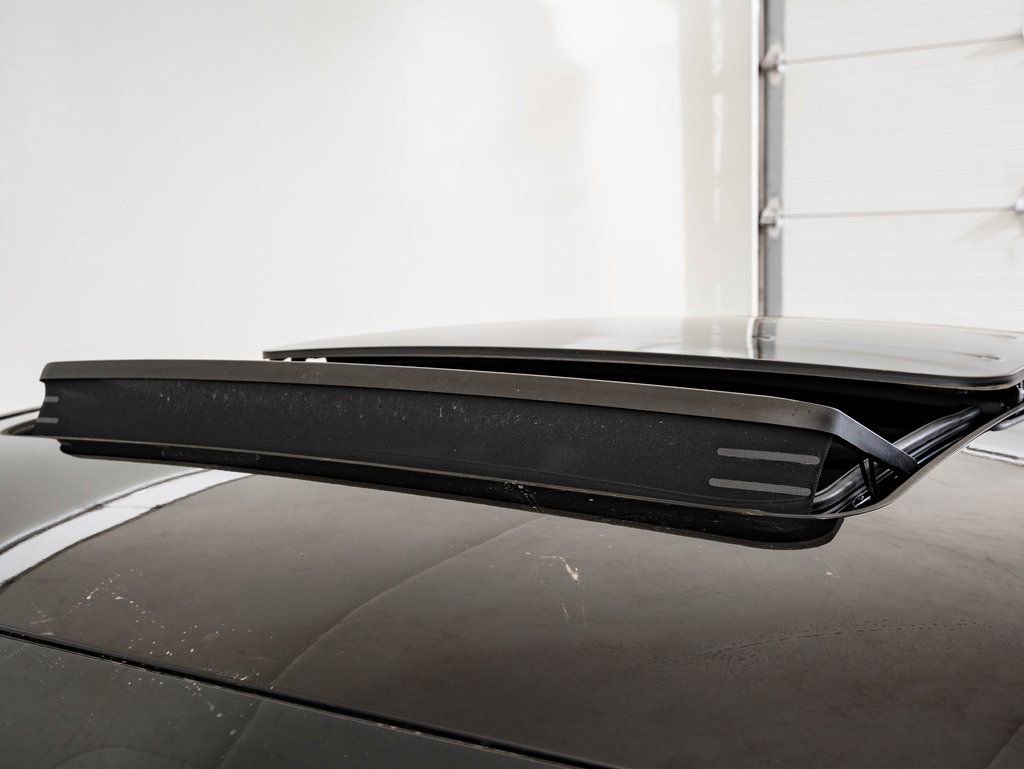 Used 2024 BMW X6 M60i image 14