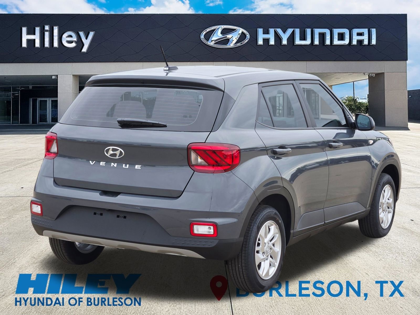 New 2026 Hyundai Venue SE FWD image 4