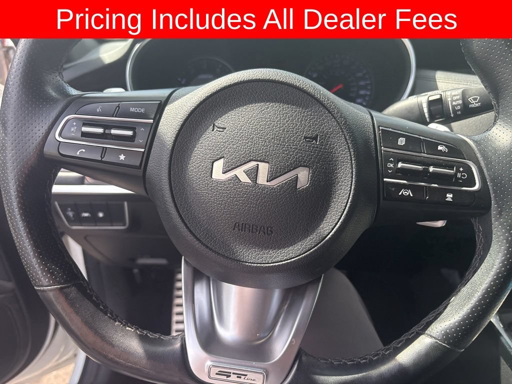 Used 2023 Kia Stinger GT-Line w/ Sun & Sound Package RWD image 7