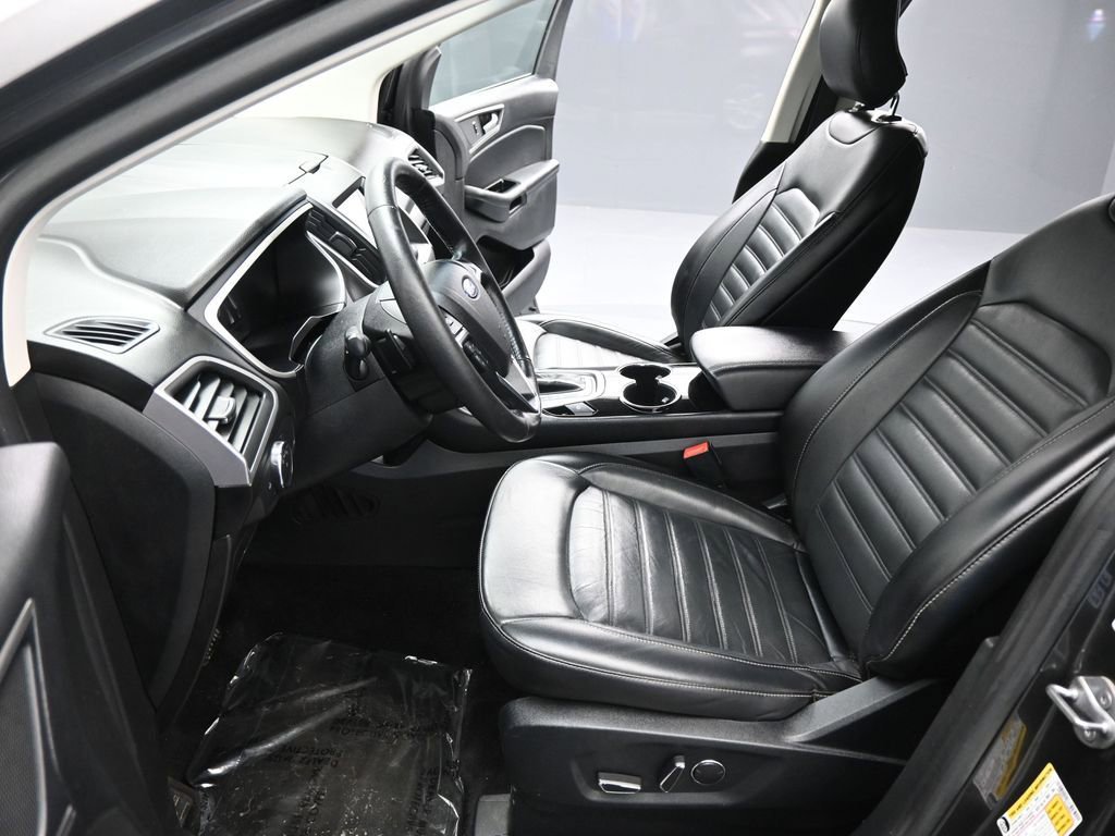 Certified 2017 Ford Edge SEL w/ Equipment Group 201A image 11