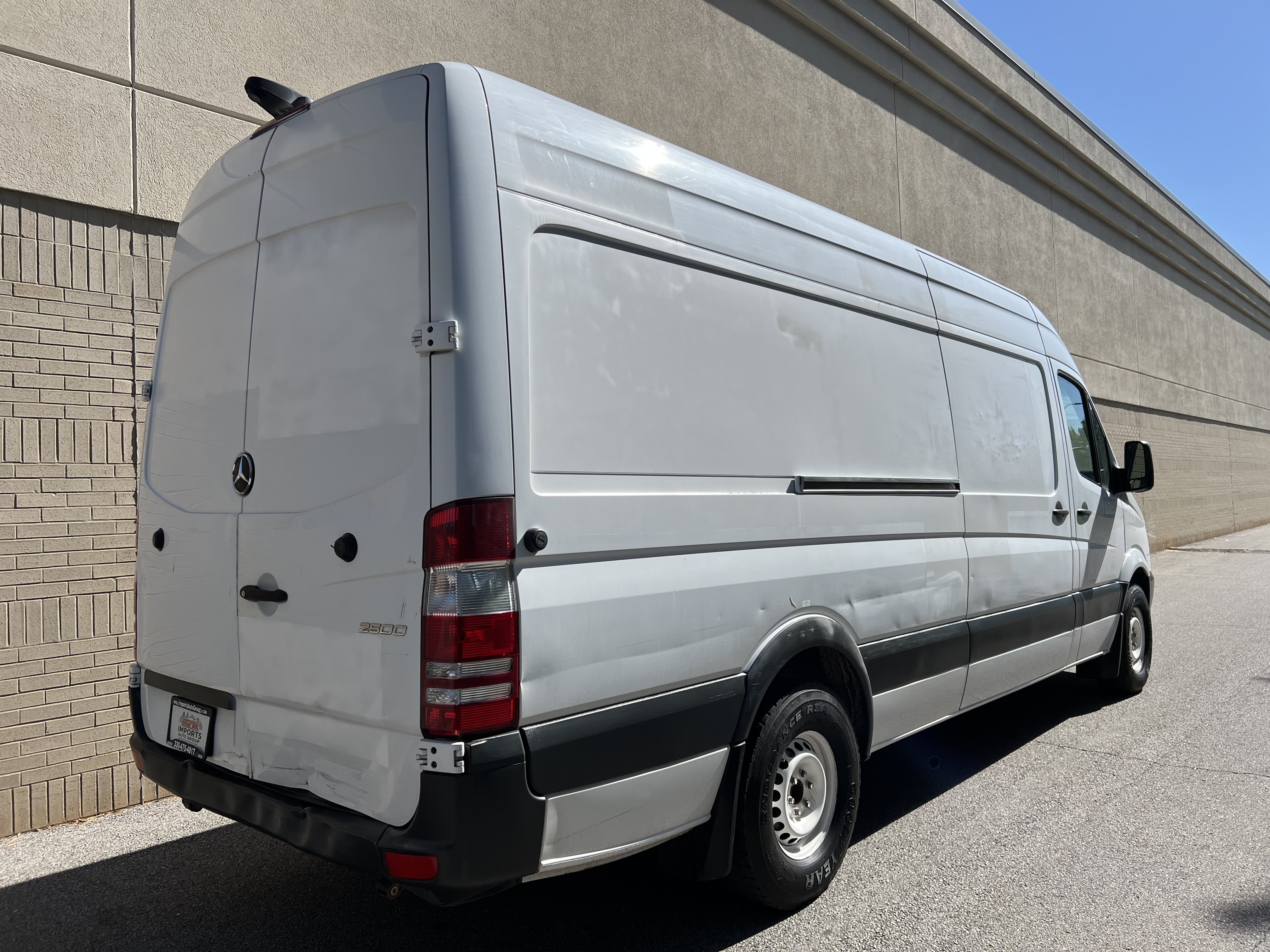 Used 2016 Mercedes-Benz Sprinter 2500 image 8