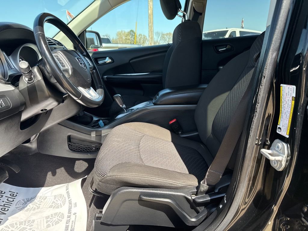 Used 2019 Dodge Journey SE w/ Connectivity Group image 7