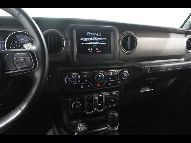 Used 2020 Jeep Wrangler Unlimited Sport S AWD/4WD image 9