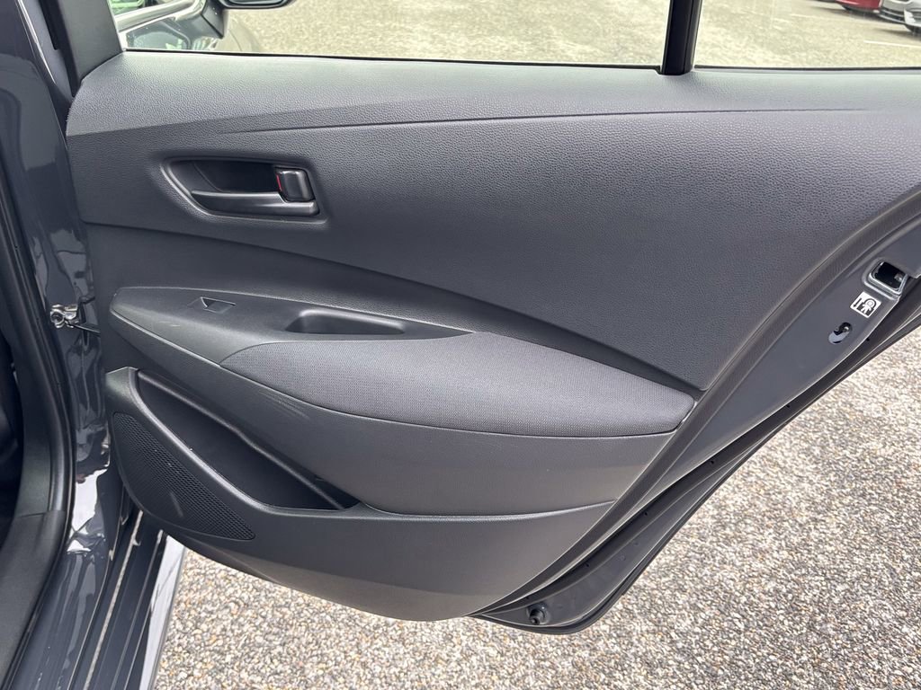 Used 2023 Toyota Corolla LE w/ Carpet Mat Package (TMS) image 38