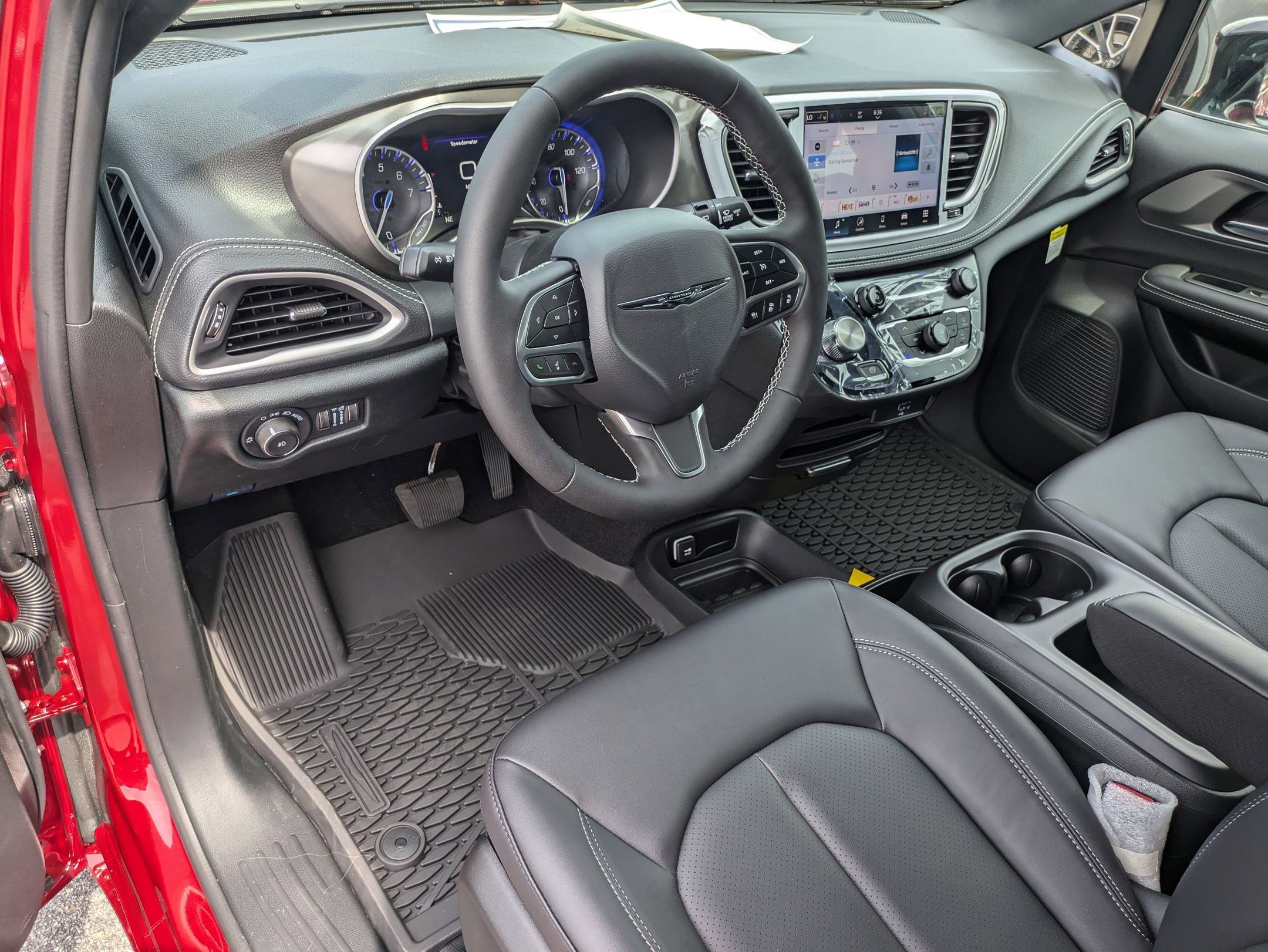 New 2026 Chrysler Pacifica Select image 9