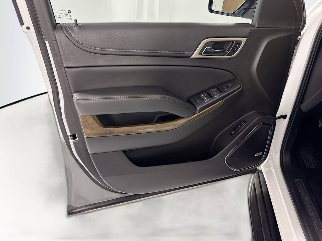Used 2018 GMC Yukon Denali image 26