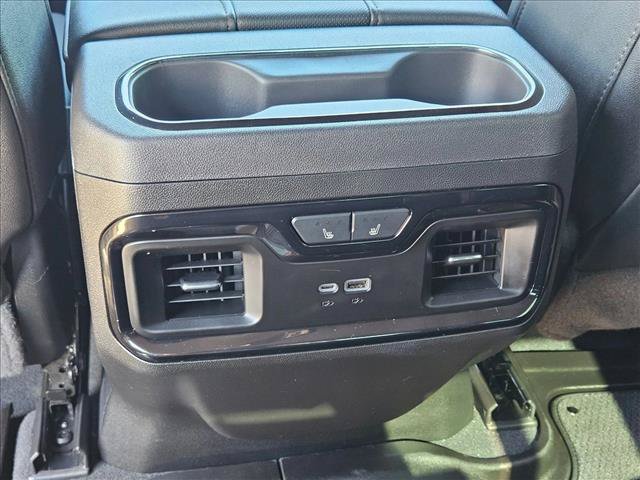 Used 2024 GMC Sierra 2500 AT4 w/ AT4 Premium Plus Package AWD/4WD image 18
