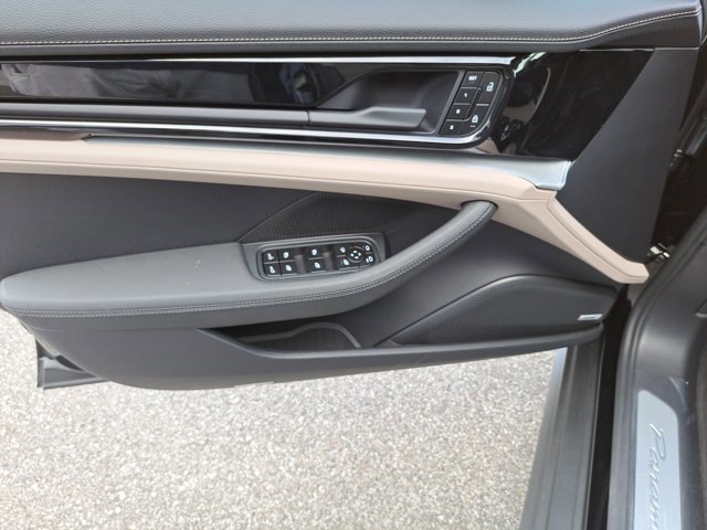 New 2026 Porsche Panamera 4 image 25