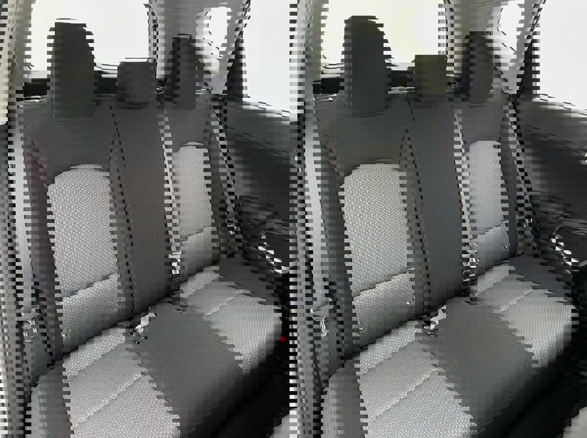 Used 2025 Kia Soul LX w/ LX Technology Package image 11