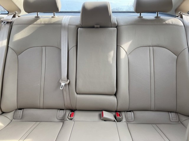 Used 2016 Hyundai Sonata Limited w/ Option Group 05 image 25