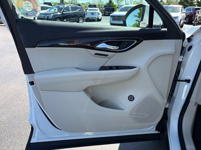 Used 2023 Buick Envision Essence AWD/4WD image 18
