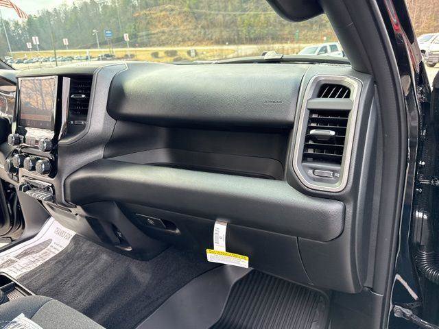 New 2026 RAM 1500 Classic Warlock image 34