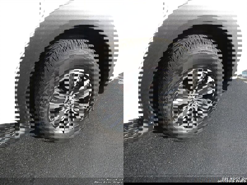 Used 2018 Nissan Armada SL w/ Premium Package image 19