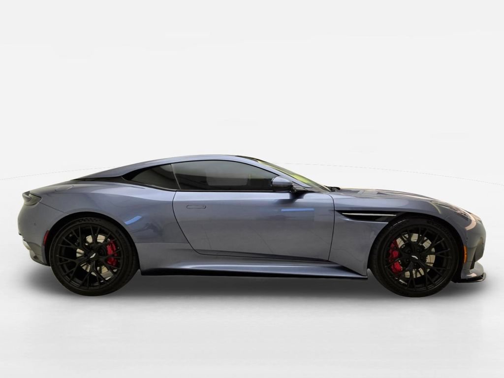 Used 2025 Aston Martin DB12 Coupe RWD image 6