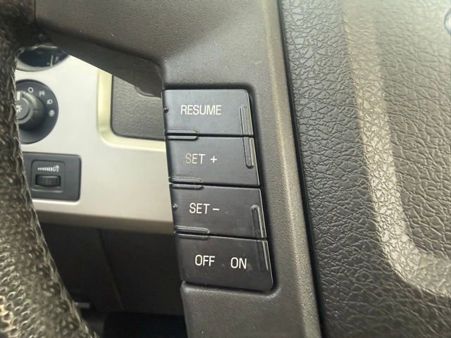 Used 2010 Ford F150 Raptor image 24