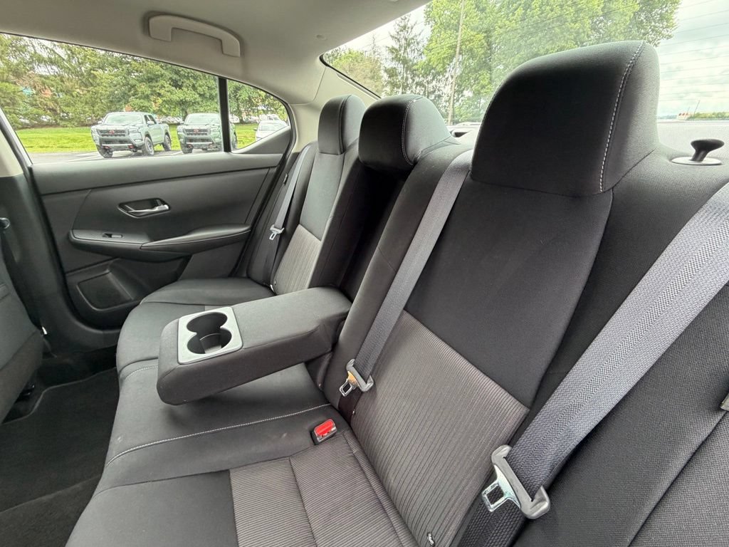 Used 2020 Nissan Sentra SV FWD image 8
