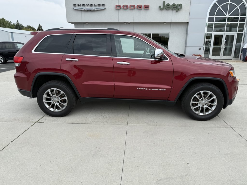 Used 2015 Jeep Grand Cherokee Limited w/ Luxury Group II AWD/4WD image 8