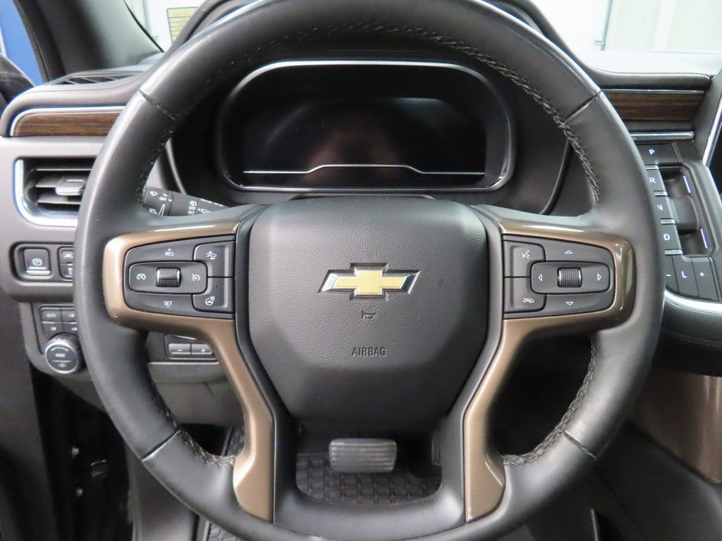 Used 2024 Chevrolet Suburban High Country AWD/4WD image 48