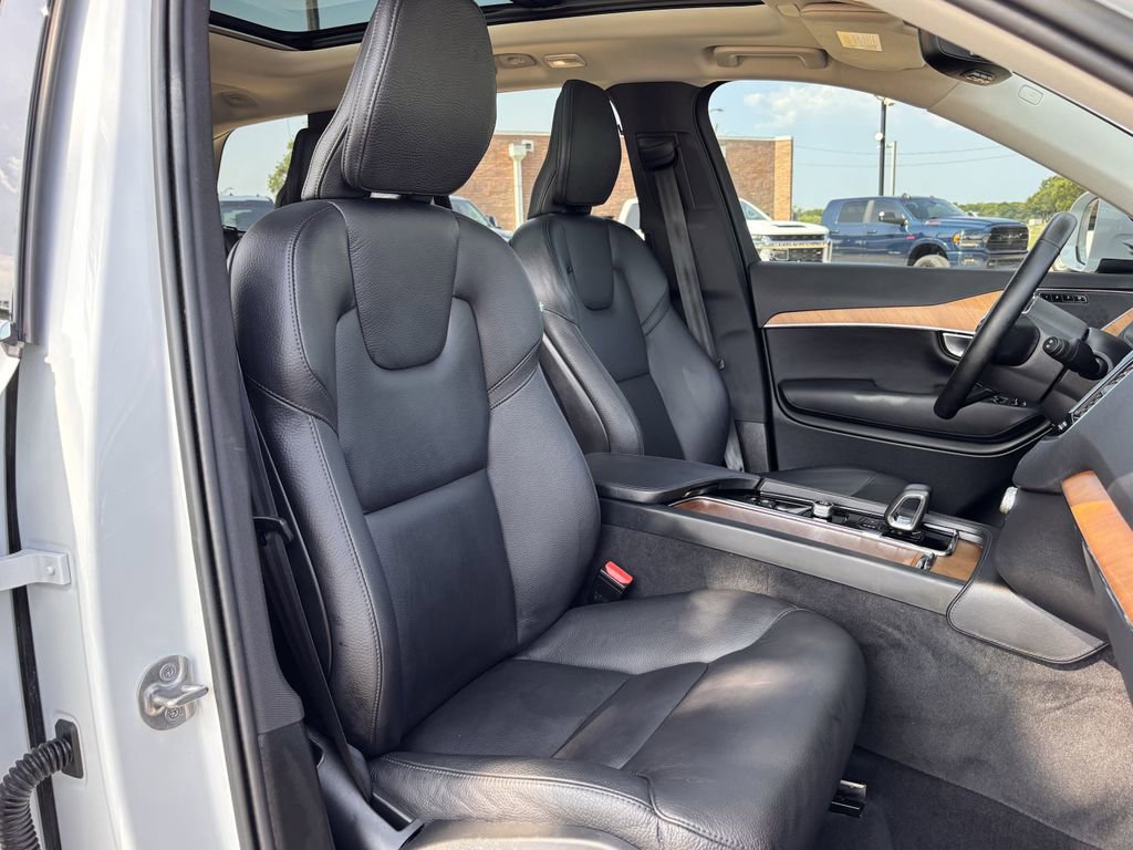 Used 2023 Volvo XC90 B5 Plus w/ Protection Package Premier AWD/4WD image 33