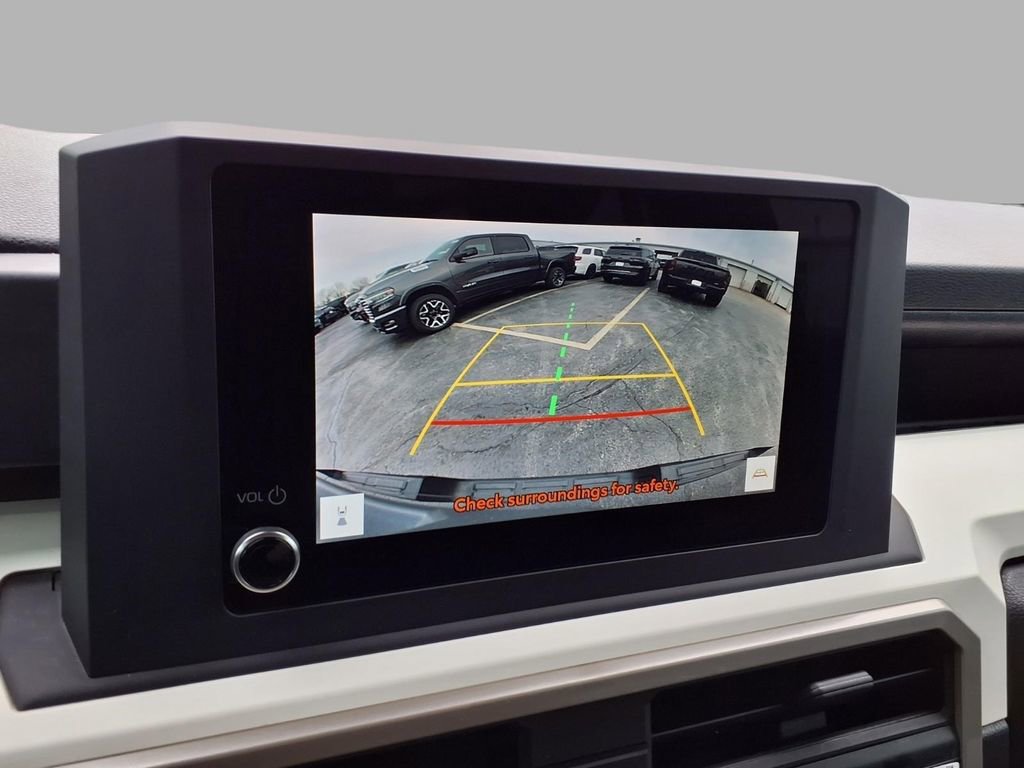 Used 2024 Toyota Tacoma TRD Off-Road image 6