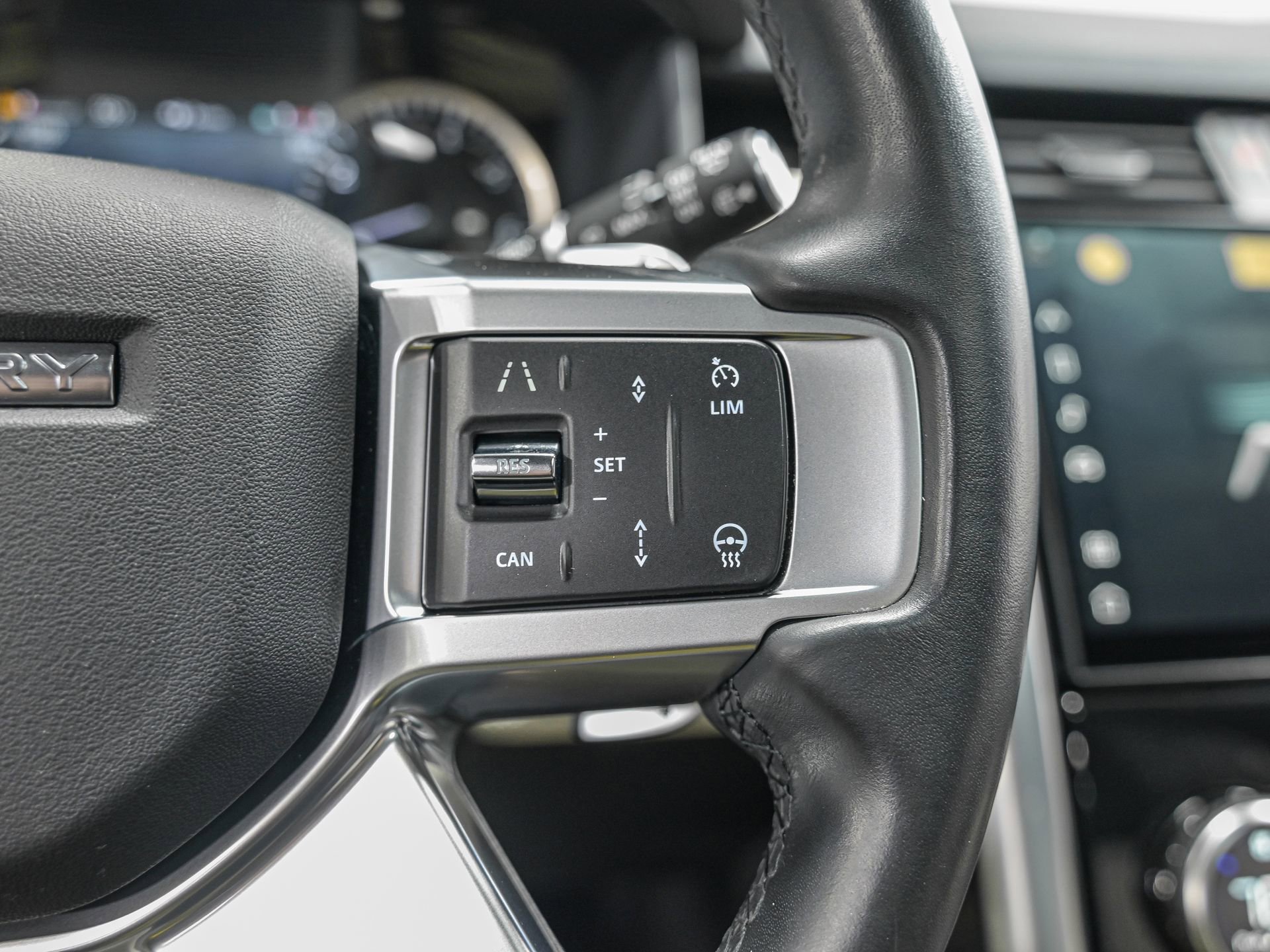 Used 2023 Land Rover Discovery S R-Dynamic image 20