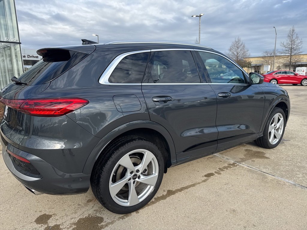 Used 2025 Audi Q5 Premium Plus w/ Premium Plus image 5