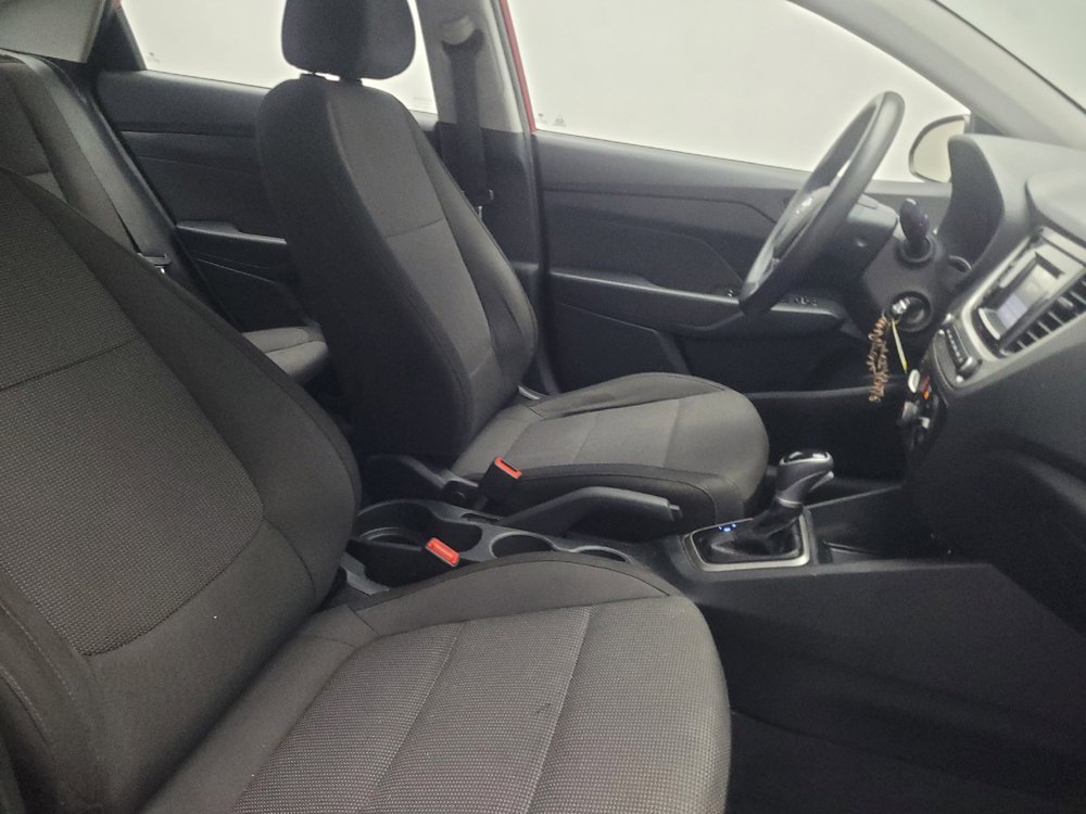 Used 2020 Hyundai Accent SE FWD image 21