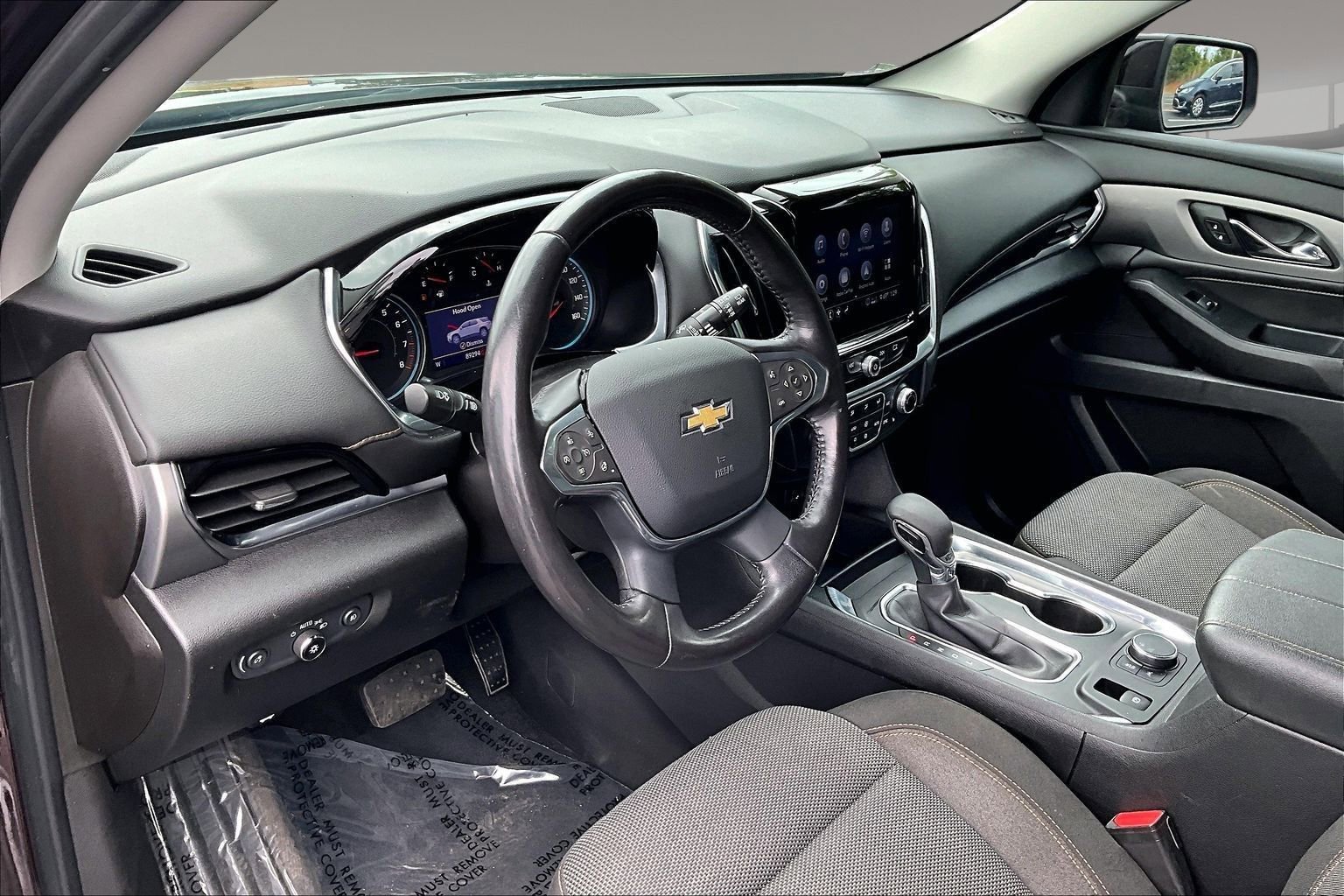 Used 2021 Chevrolet Traverse LT FWD image 17