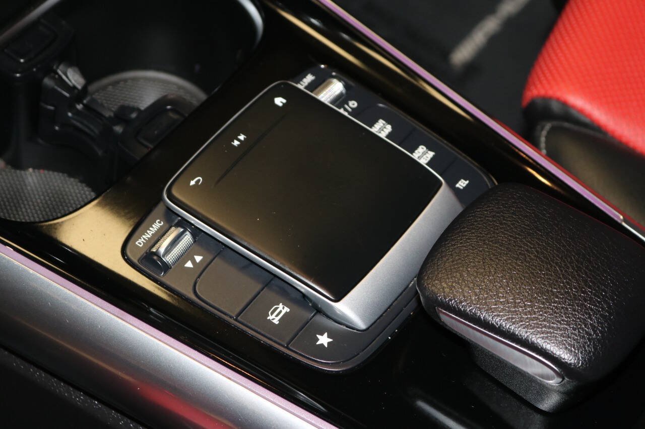 Used 2021 Mercedes-Benz GLA 250 4MATIC image 46