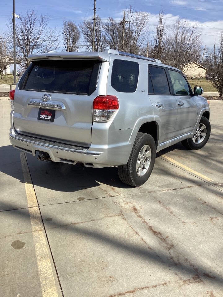 Used 2010 Toyota 4Runner SR5 AWD/4WD image 4