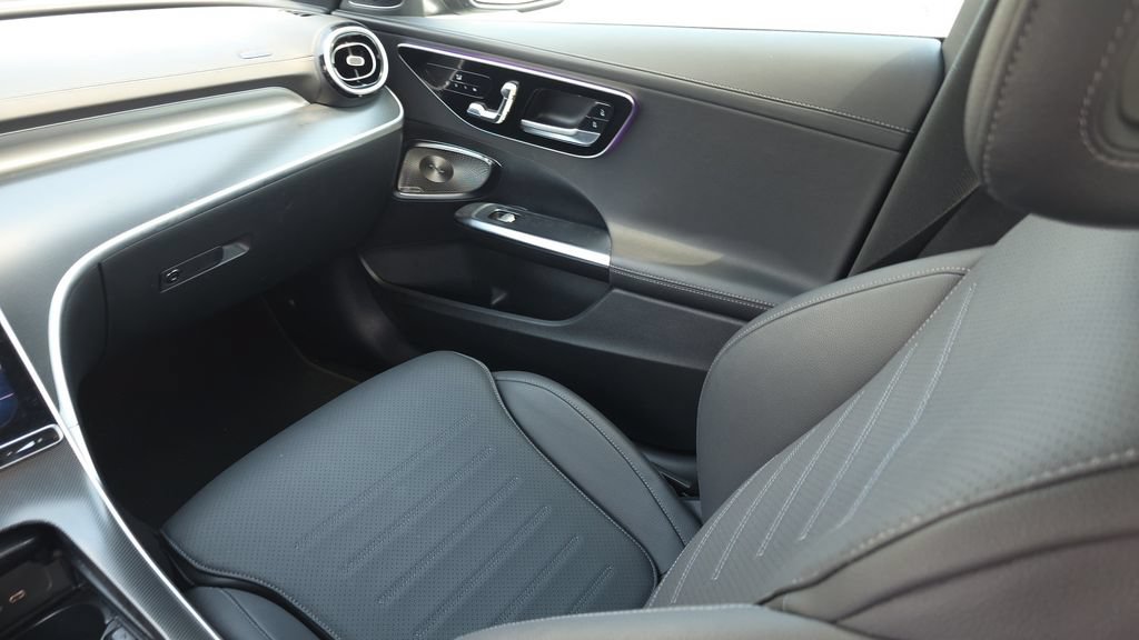 Certified 2024 Mercedes-Benz C 300 Sedan image 26