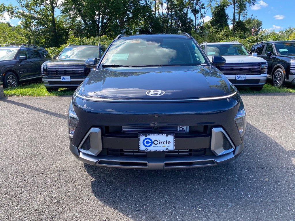 New 2027 Hyundai Kona Limited AWD/4WD image 3