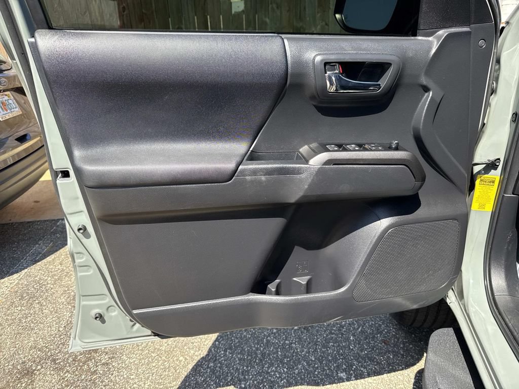 Used 2023 Toyota Tacoma TRD Sport RWD image 21