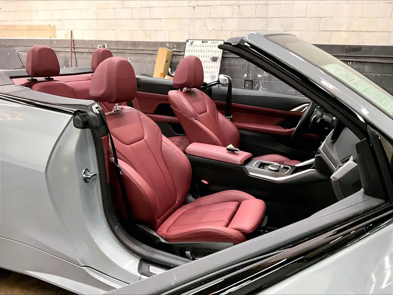 Used 2024 BMW M440i Convertible w/ Premium Package RWD image 10