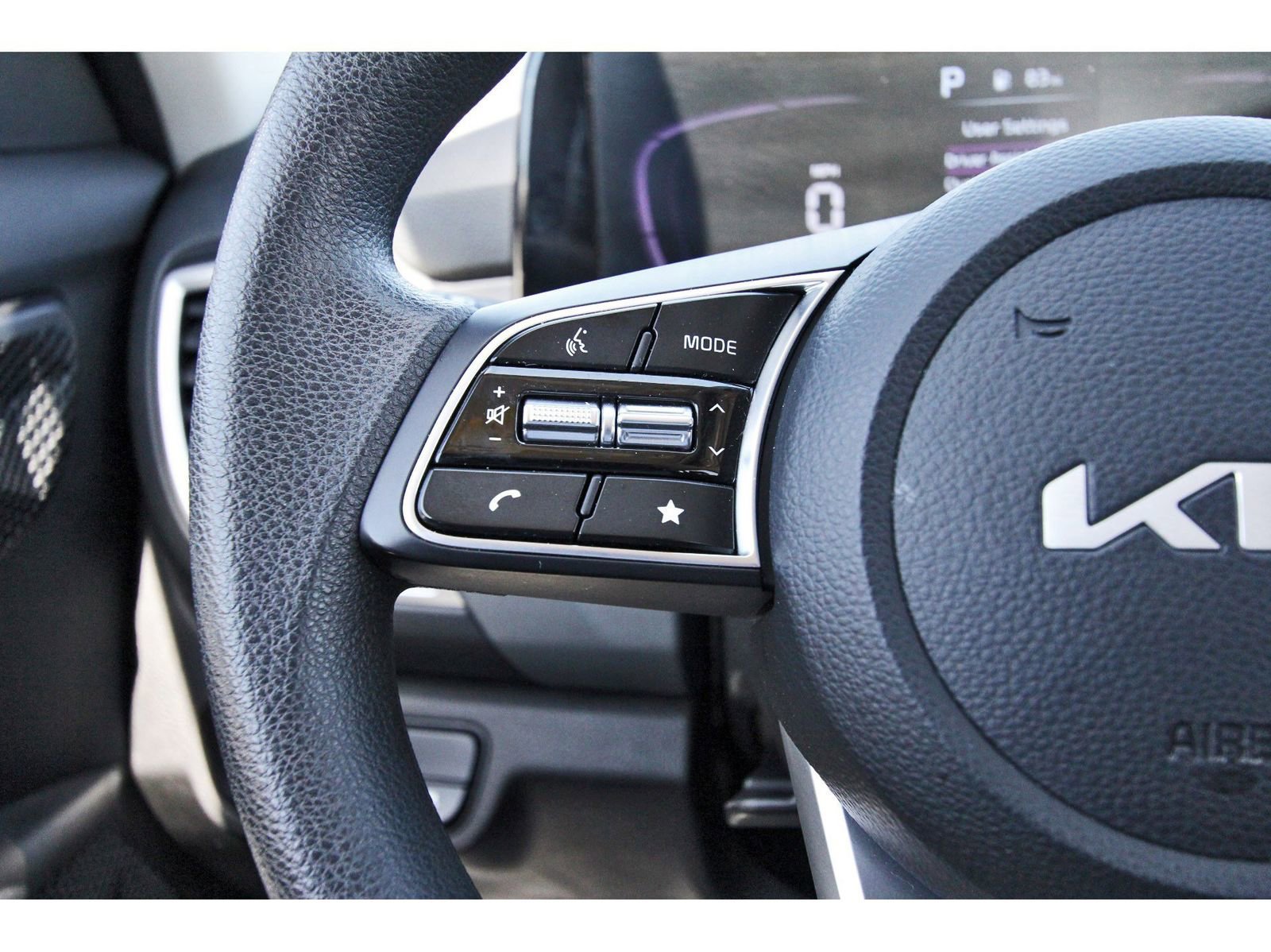 Used 2024 Kia Seltos LX image 22