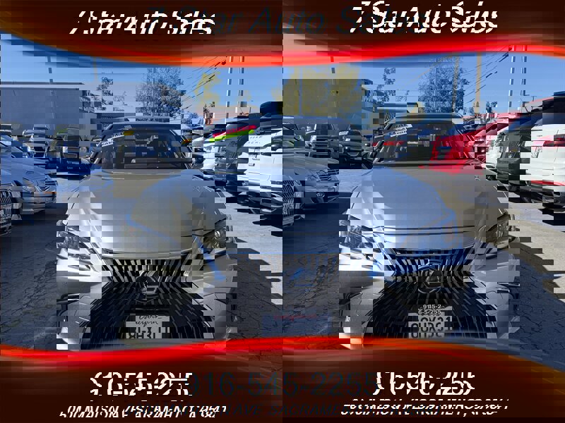 Used 2019 Lexus ES 300h image 2