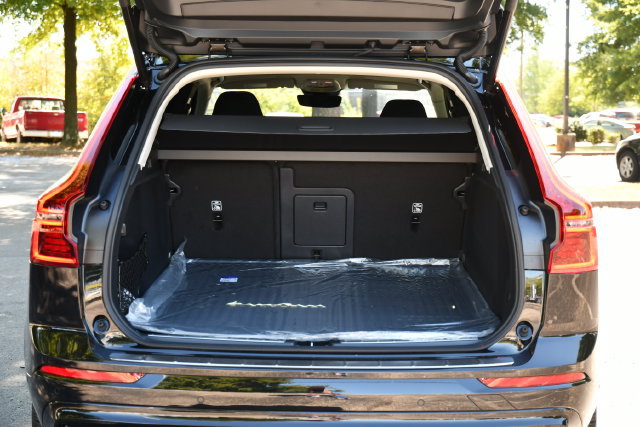 New 2027 Volvo XC60 B5 Ultra AWD/4WD image 28