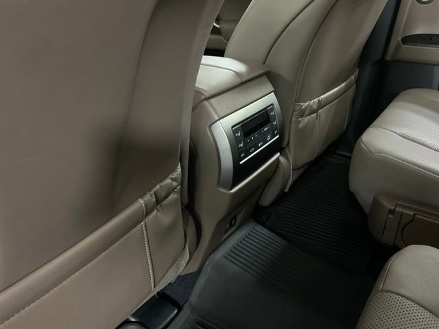 Used 2023 Lexus GX 460 Premium w/ Accessory Package image 18