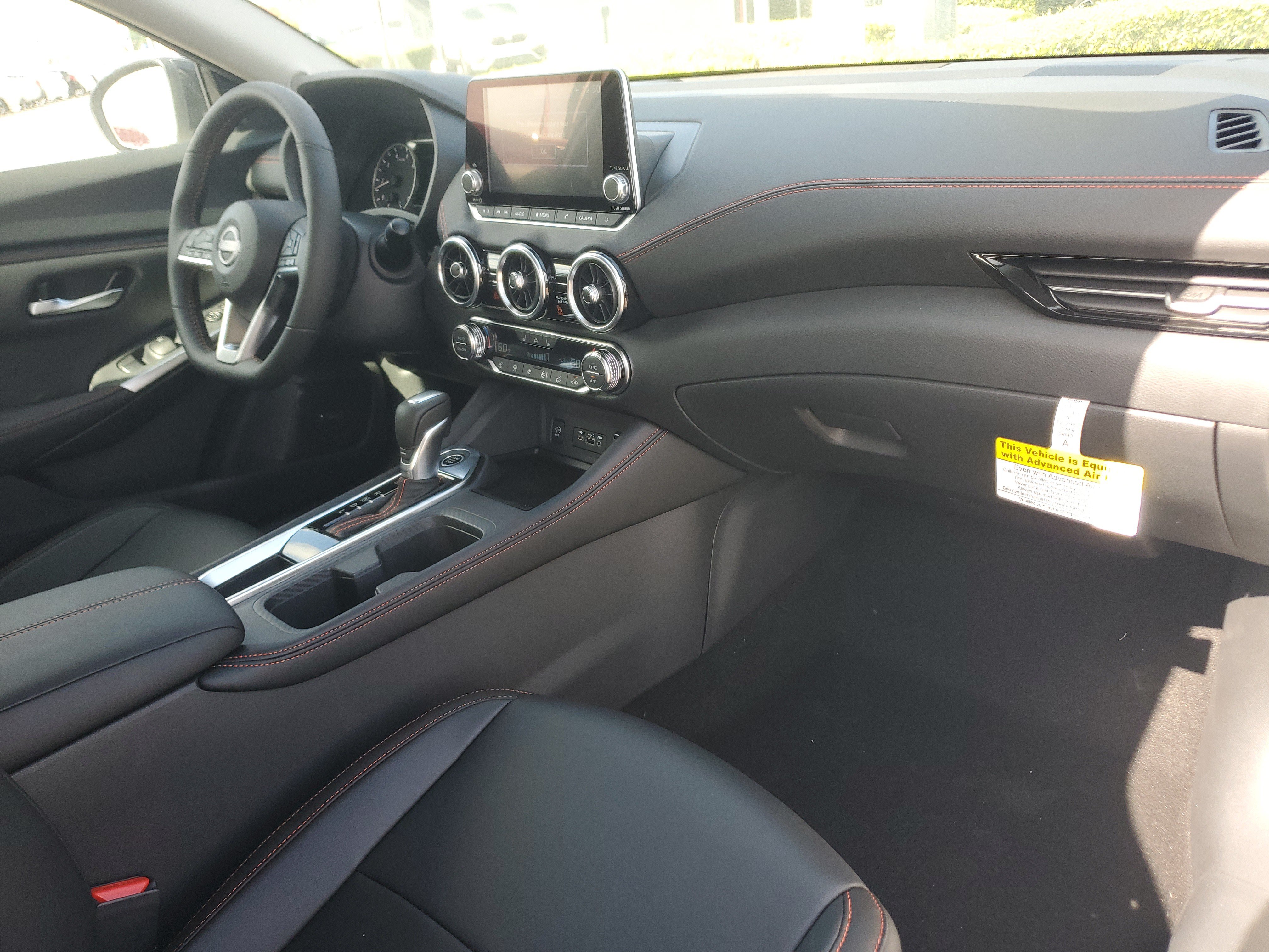 Used 2025 Nissan Sentra SR w/ SR Premium Package FWD image 14