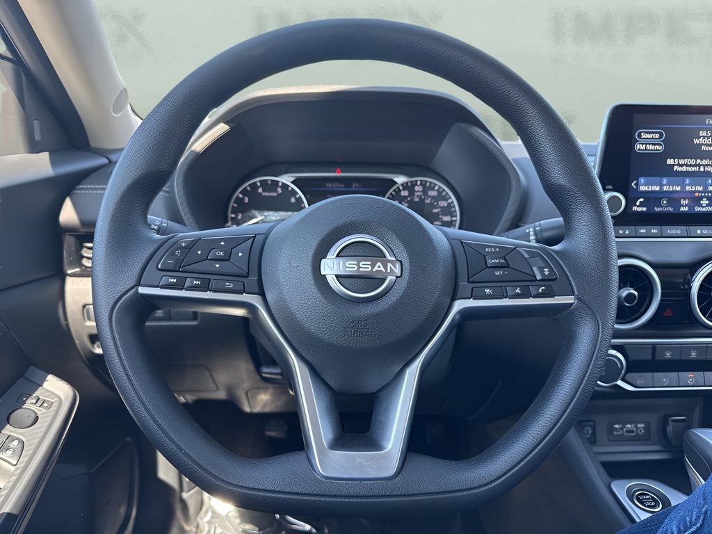 Used 2025 Nissan Sentra SV FWD image 13