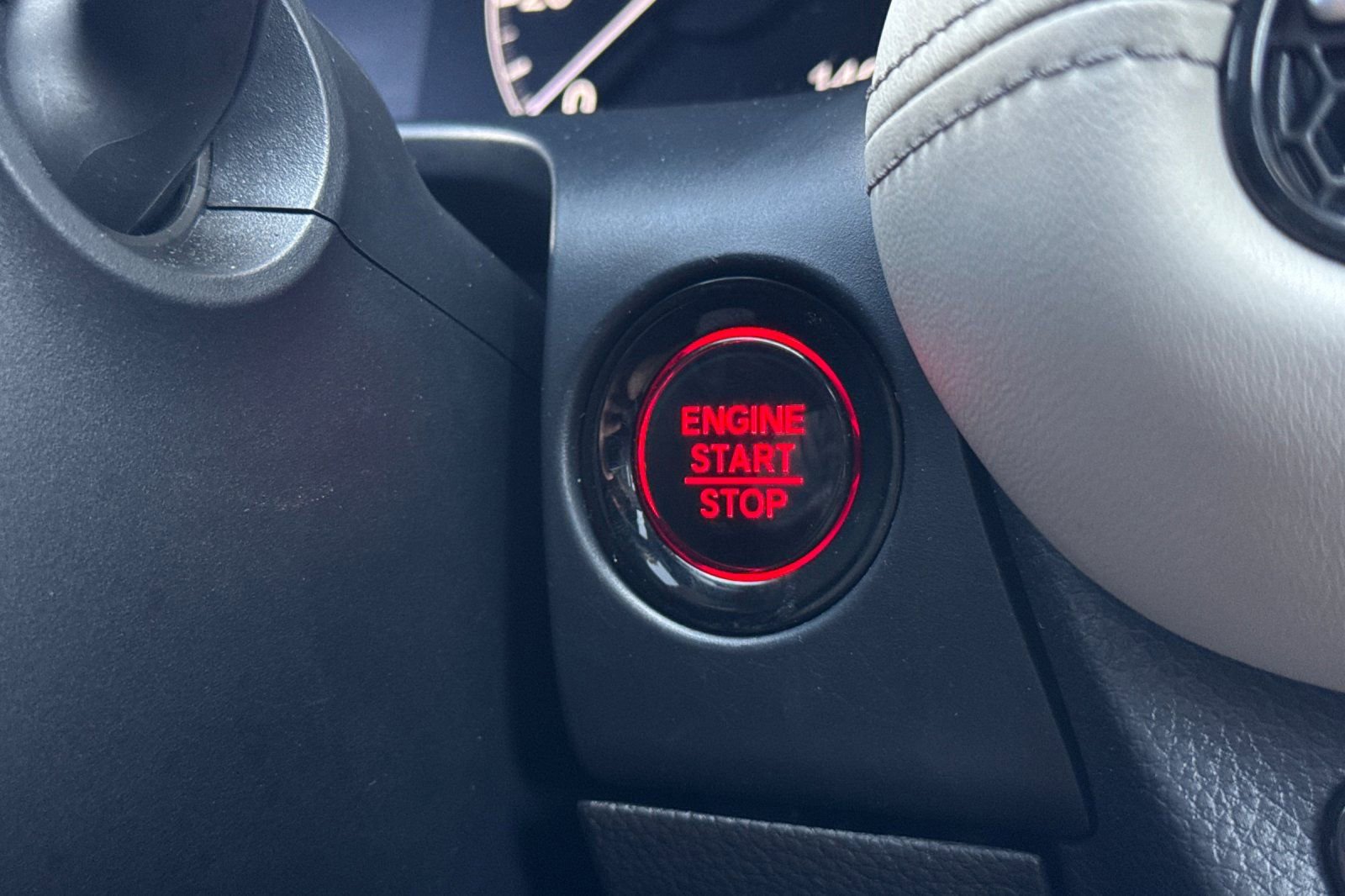 Certified 2023 Honda HR-V EX-L image 22