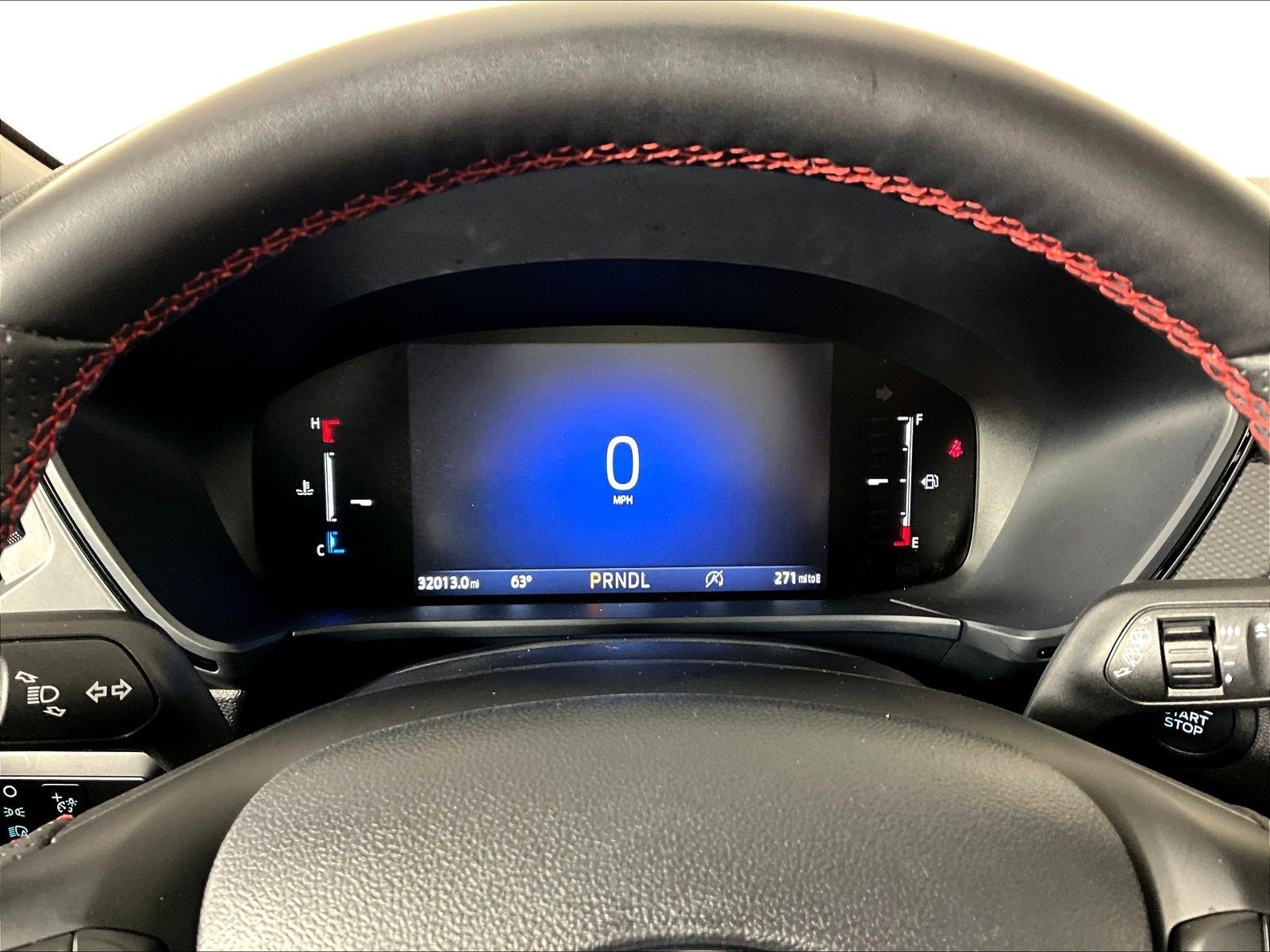 Used 2025 Ford Escape ST-Line Select AWD/4WD image 13