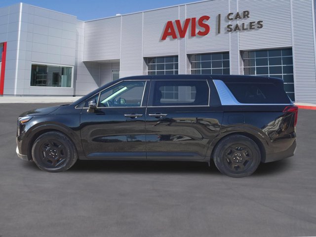 Used 2025 Kia Carnival FWD image 11