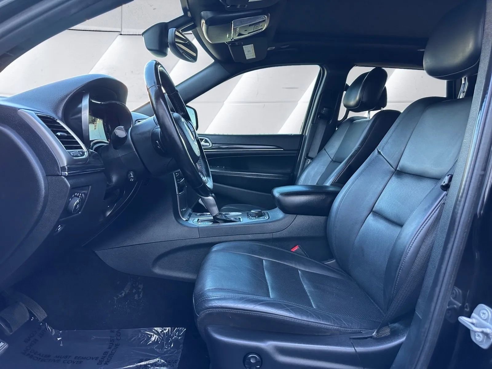 Used 2020 Jeep Grand Cherokee Limited w/ Luxury Group II image 9