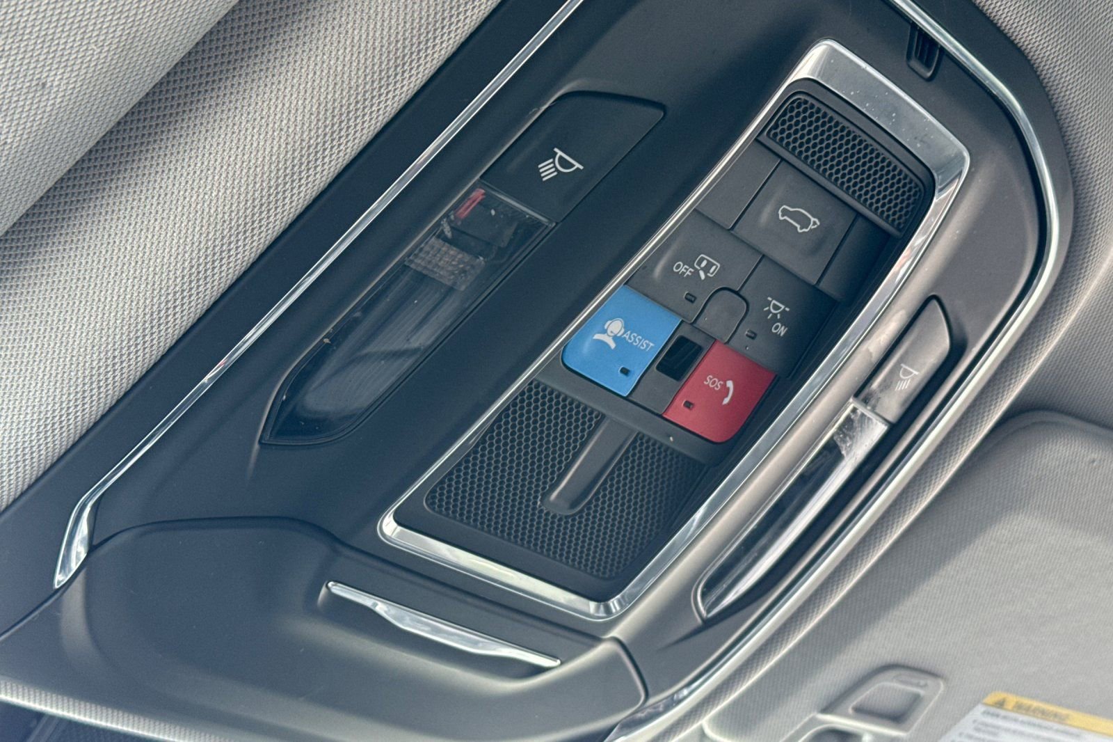 Used 2022 Jeep Grand Cherokee Limited image 24