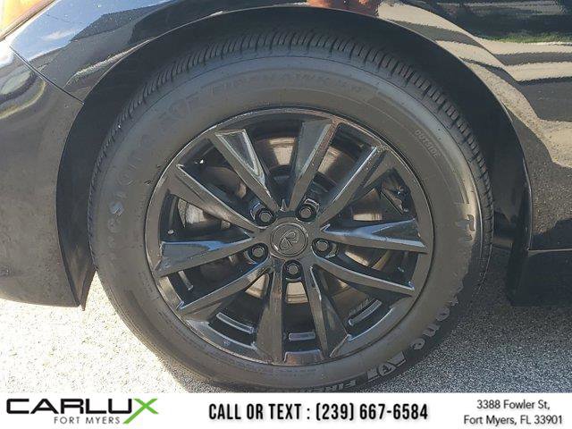 Used 2017 INFINITI Q50 2.0t image 8