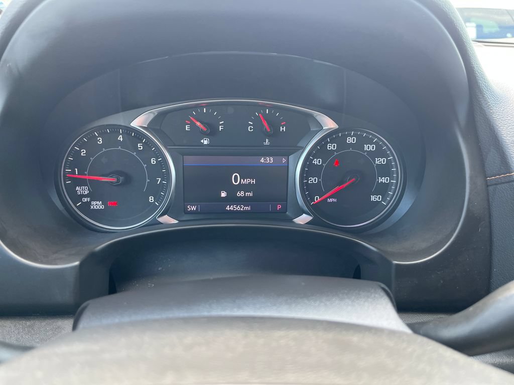 Used 2022 GMC Terrain AT4 w/ Tech Package AWD/4WD image 15